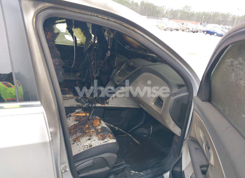 Photo 5 of 2011 Chevrolet Equinox LS (VIN 2CNALBEC6B6225281)