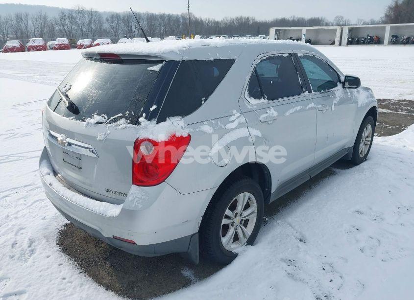 Photo 4 of 2011 Chevrolet Equinox LS (VIN 2CNALBEC6B6432429)