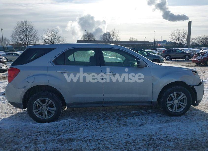 Photo 13 of 2011 Chevrolet Equinox LS (VIN 2CNALBEC7B6200292)