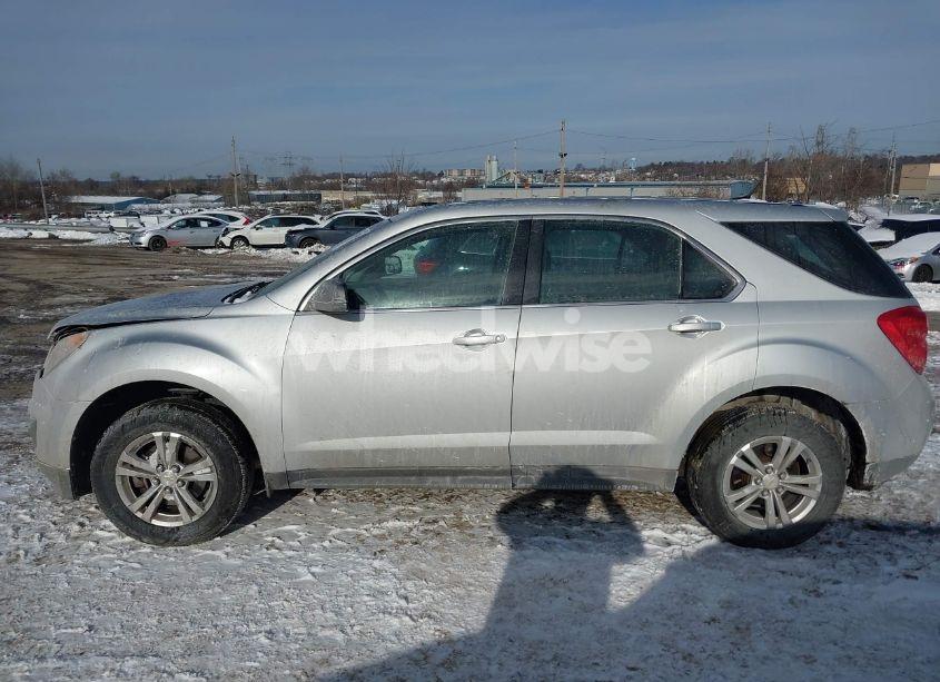 Photo 14 of 2011 Chevrolet Equinox LS (VIN 2CNALBEC7B6200292)