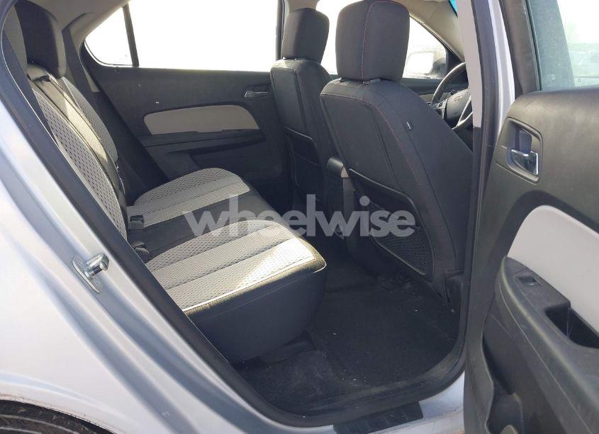 Photo 8 of 2011 Chevrolet Equinox LS (VIN 2CNALBEC7B6200292)