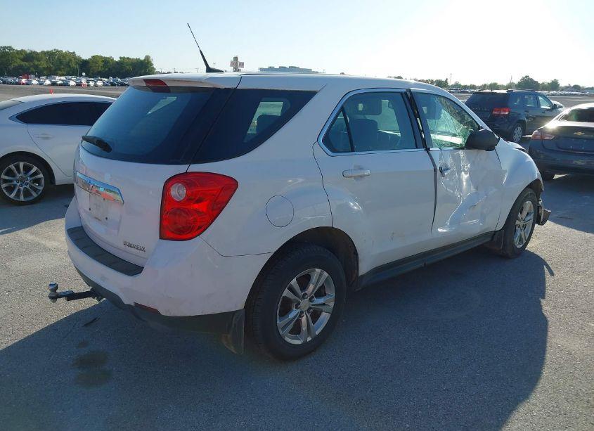 Photo 4 of 2011 Chevrolet Equinox LS (VIN 2CNALBEC7B6235222)