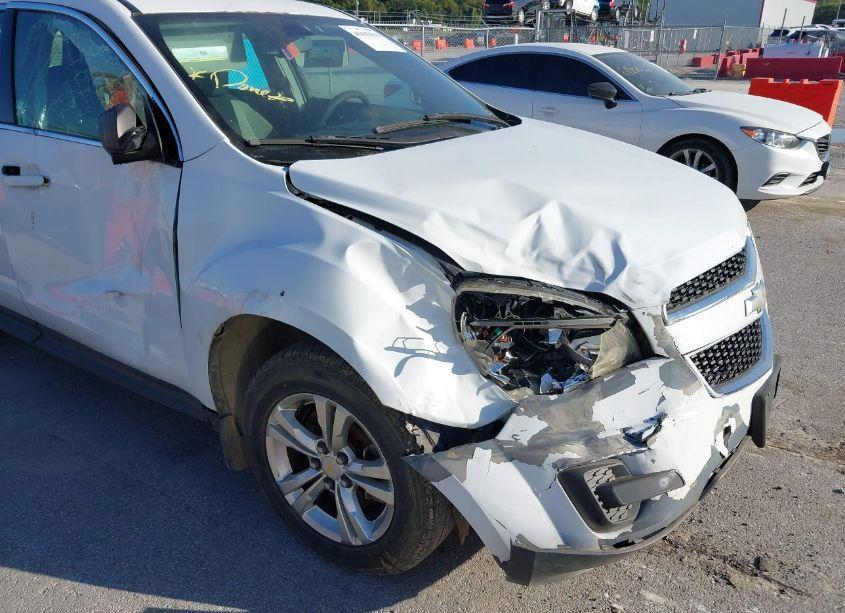 Photo 6 of 2011 Chevrolet Equinox LS (VIN 2CNALBEC7B6235222)