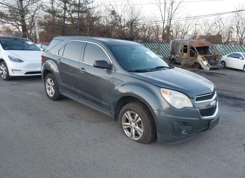 2011 Chevrolet Equinox LS (VIN 2CNALBEC8B6228313) main photo