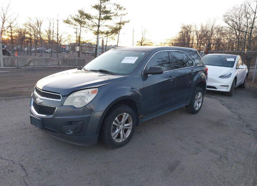 Photo 2 of 2011 Chevrolet Equinox LS (VIN 2CNALBEC8B6228313)