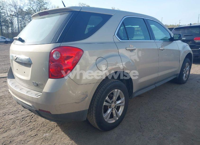 Photo 4 of 2011 Chevrolet Equinox LS (VIN 2CNALBEC8B6241854)