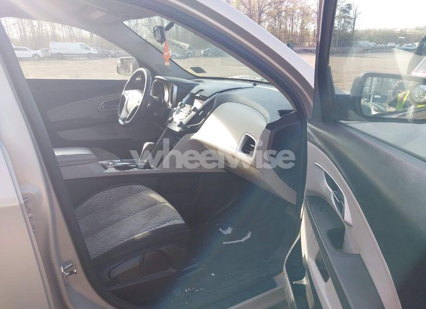 Photo 5 of 2011 Chevrolet Equinox LS (VIN 2CNALBEC8B6241854)