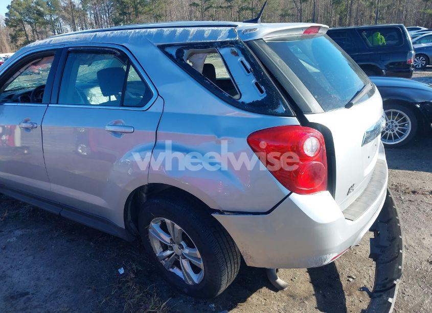 Photo 16 of 2011 Chevrolet Equinox LS (VIN 2CNALBEC9B6260221)