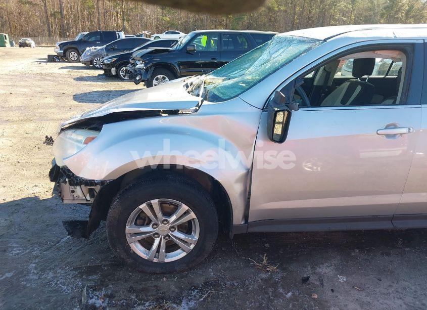 Photo 17 of 2011 Chevrolet Equinox LS (VIN 2CNALBEC9B6260221)