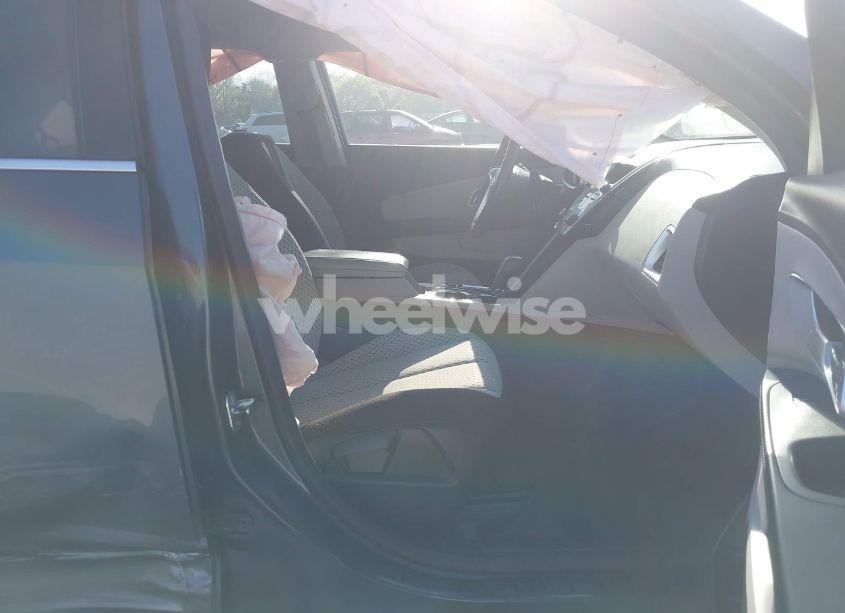 Photo 5 of 2011 Chevrolet Equinox LS (VIN 2CNALBECXB6266027)