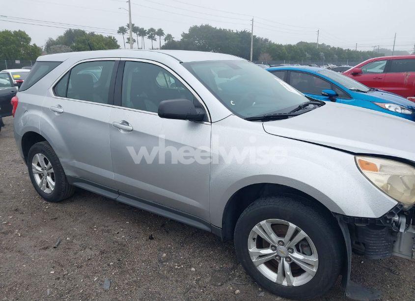 2010 Chevrolet Equinox LS (VIN 2CNALBEW0A6233398) main photo