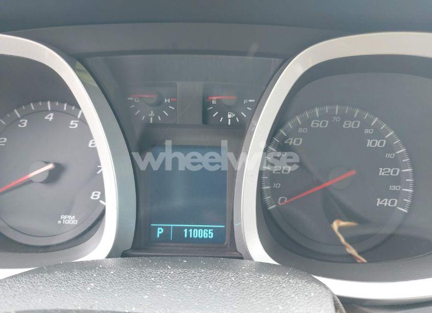 Photo 7 of 2010 Chevrolet Equinox LS (VIN 2CNALBEW0A6233398)