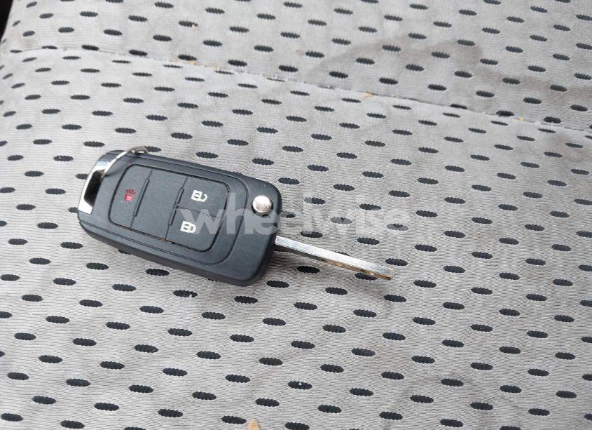 Photo 11 of 2010 Chevrolet Equinox LS (VIN 2CNALBEW0A6381437)