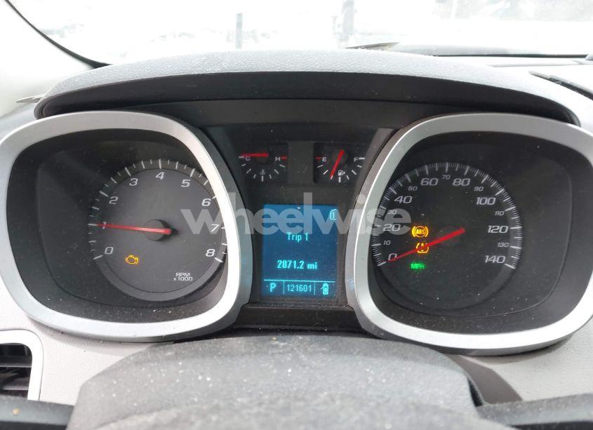 Photo 12 of 2010 Chevrolet Equinox LS (VIN 2CNALBEW0A6381437)