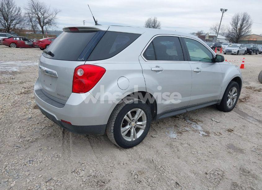 Photo 4 of 2010 Chevrolet Equinox LS (VIN 2CNALBEW0A6381437)