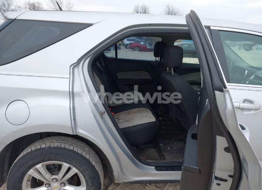 Photo 8 of 2010 Chevrolet Equinox LS (VIN 2CNALBEW0A6381437)