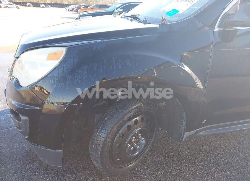 Photo 13 of 2010 Chevrolet Equinox LS (VIN 2CNALBEW1A6202905)