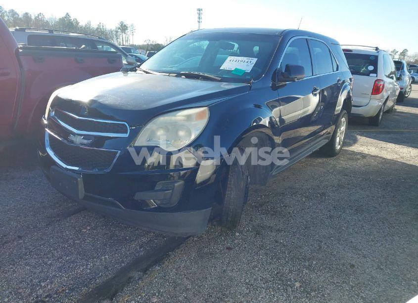 Photo 2 of 2010 Chevrolet Equinox LS (VIN 2CNALBEW1A6202905)