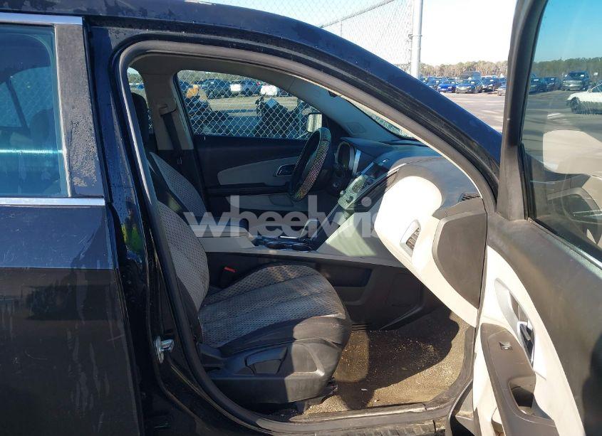 Photo 5 of 2010 Chevrolet Equinox LS (VIN 2CNALBEW1A6202905)