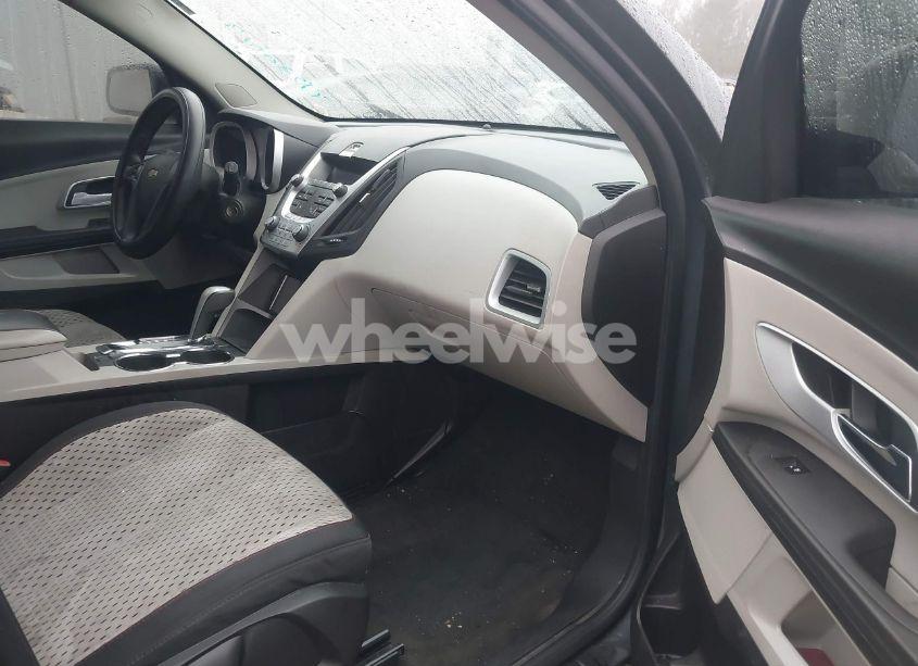 Photo 5 of 2010 Chevrolet Equinox LS (VIN 2CNALBEW2A6281968)