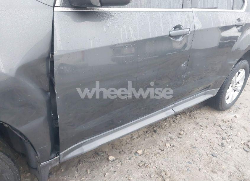 Photo 6 of 2010 Chevrolet Equinox LS (VIN 2CNALBEW2A6281968)