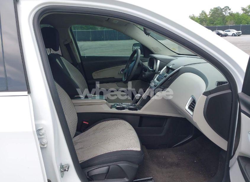 Photo 5 of 2010 Chevrolet Equinox LS (VIN 2CNALBEW2A6306013)