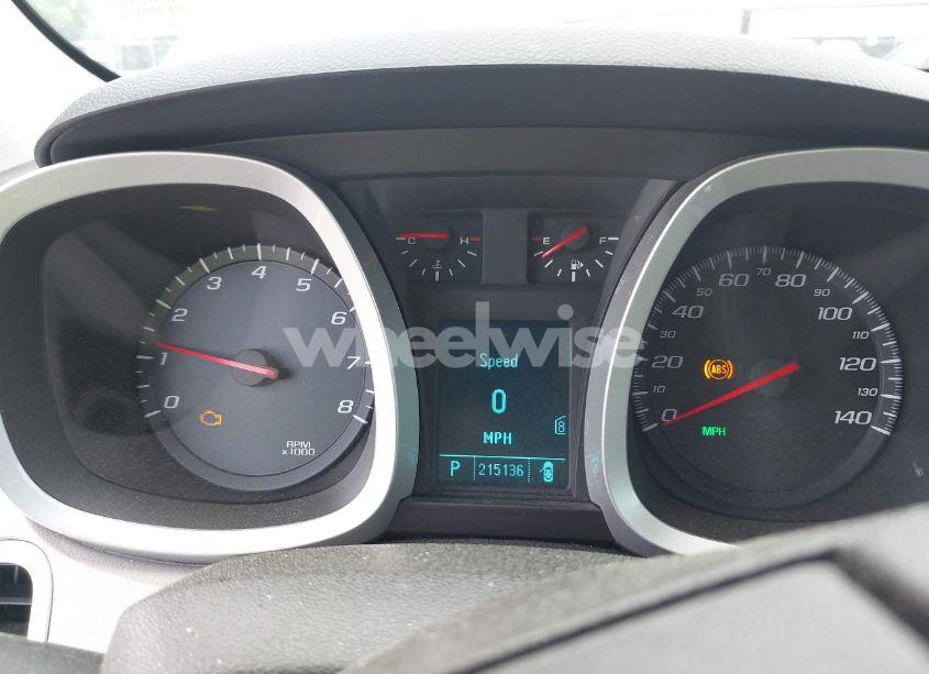 Photo 7 of 2010 Chevrolet Equinox LS (VIN 2CNALBEW2A6306013)