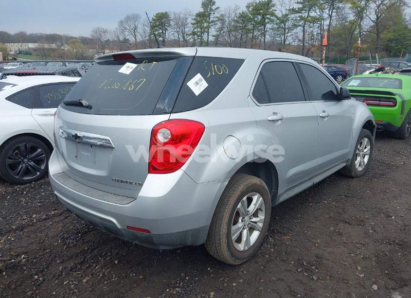 Photo 4 of 2010 Chevrolet Equinox LS (VIN 2CNALBEW3A6225070)