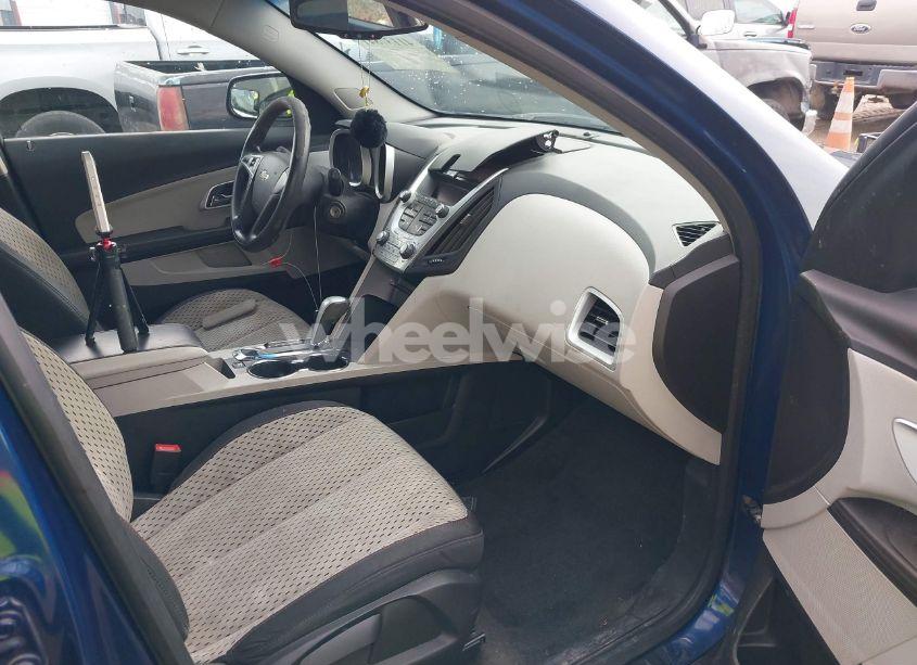 Photo 5 of 2010 Chevrolet Equinox LS (VIN 2CNALBEW3A6242886)
