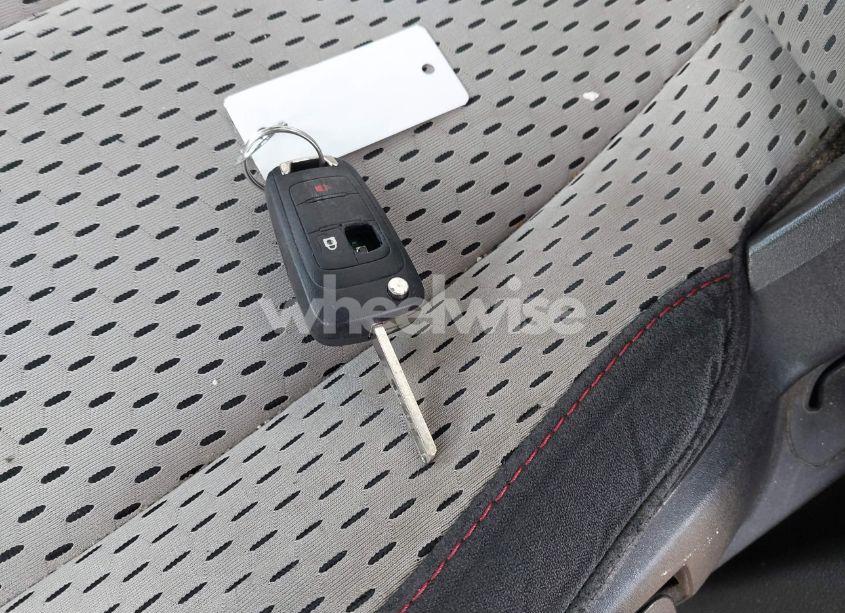 Photo 11 of 2010 Chevrolet Equinox LS (VIN 2CNALBEW3A6387684)