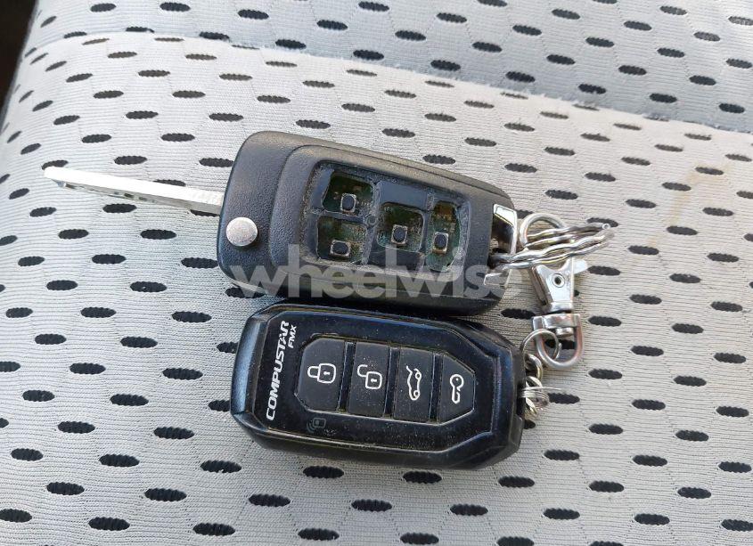 Photo 11 of 2010 Chevrolet Equinox LS (VIN 2CNALBEW3A6390682)