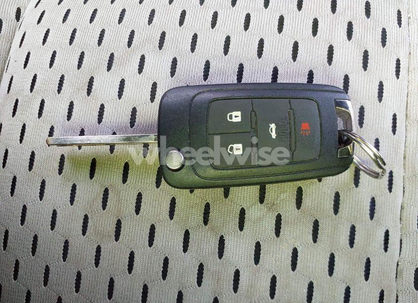 Photo 11 of 2010 Chevrolet Equinox LS (VIN 2CNALBEW4A6347047)