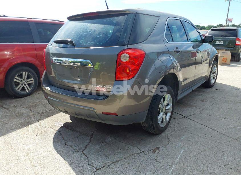 Photo 4 of 2010 Chevrolet Equinox LS (VIN 2CNALBEW4A6347047)