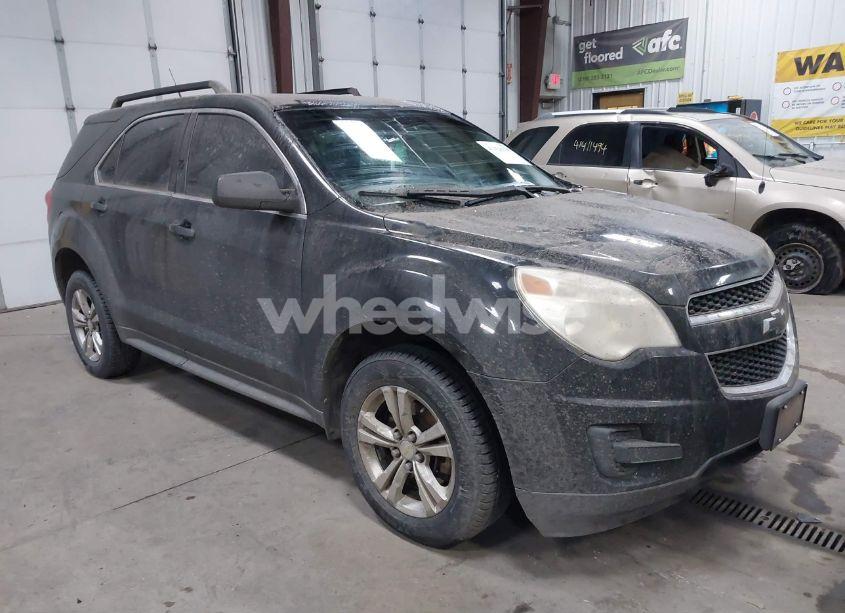 2010 Chevrolet Equinox LS (VIN 2CNALBEW7A6241157) main photo
