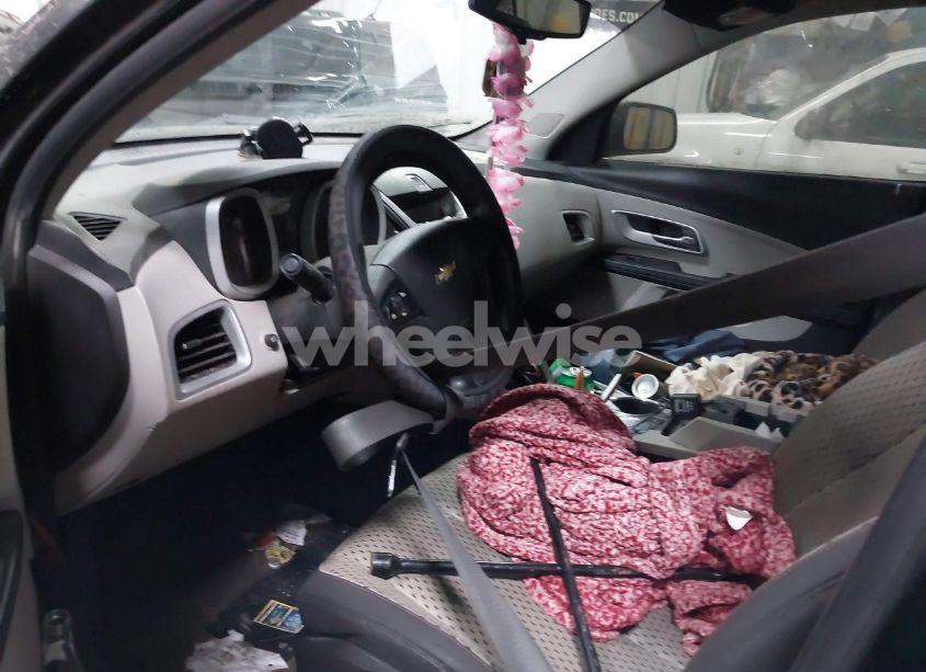 Photo 5 of 2010 Chevrolet Equinox LS (VIN 2CNALBEW7A6241157)