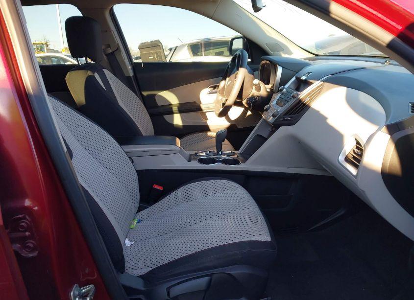 Photo 5 of 2010 Chevrolet Equinox LS (VIN 2CNALBEW8A6214761)