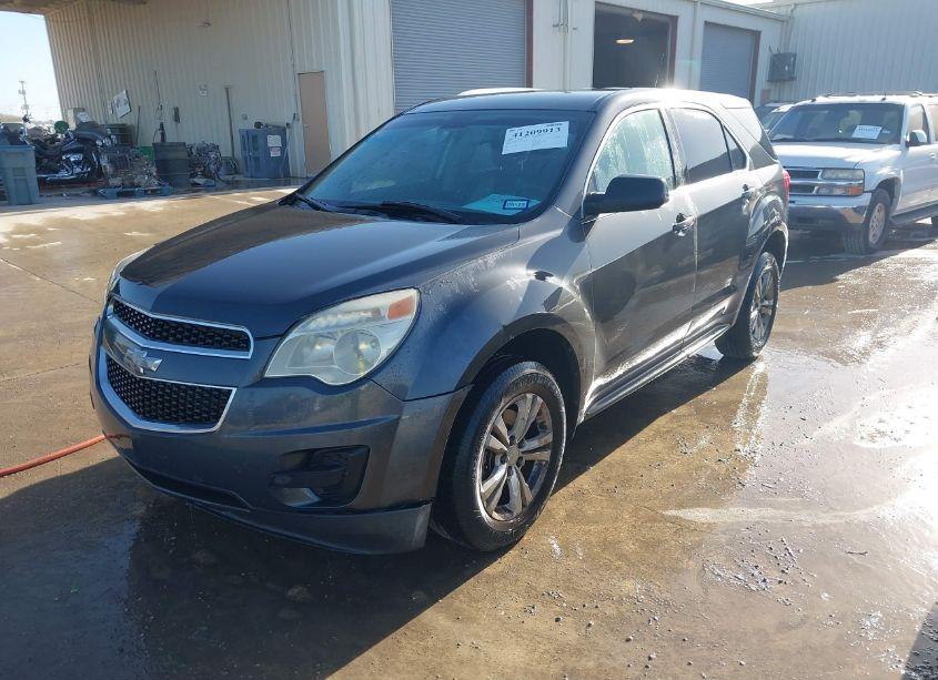 Photo 2 of 2010 Chevrolet Equinox LS (VIN 2CNALBEW8A6394565)