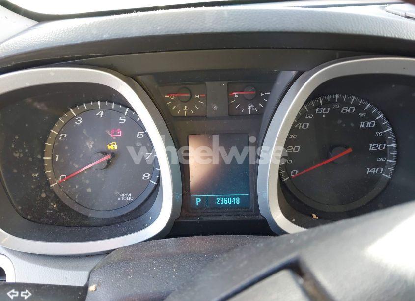 Photo 7 of 2010 Chevrolet Equinox LS (VIN 2CNALBEW8A6404608)