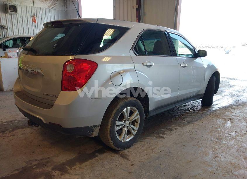 Photo 4 of 2010 Chevrolet Equinox LS (VIN 2CNALBEW9A6265685)