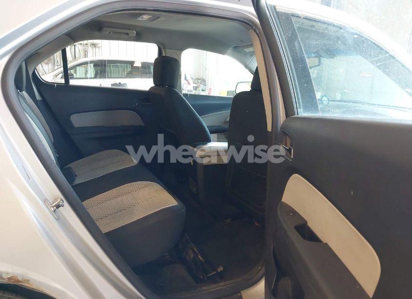 Photo 8 of 2010 Chevrolet Equinox LS (VIN 2CNALBEW9A6265685)