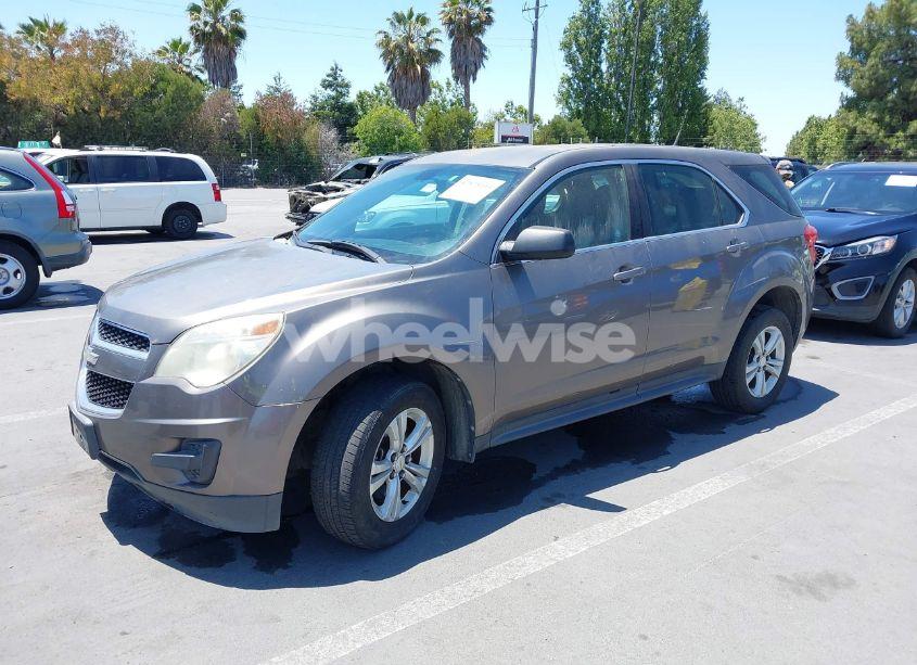 Photo 2 of 2010 Chevrolet Equinox LS (VIN 2CNALBEW9A6276024)