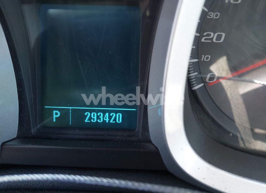 Photo 7 of 2010 Chevrolet Equinox LS (VIN 2CNALBEW9A6276024)