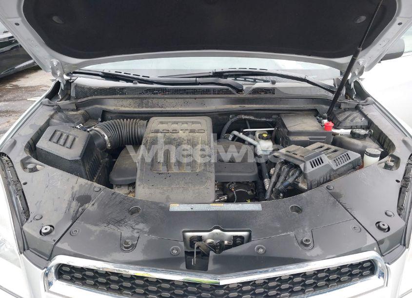 Photo 10 of 2010 Chevrolet Equinox LS (VIN 2CNALBEWXA6238804)