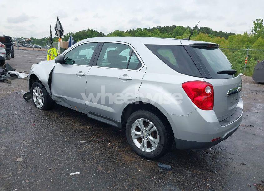 Photo 3 of 2010 Chevrolet Equinox LS (VIN 2CNALBEWXA6238804)