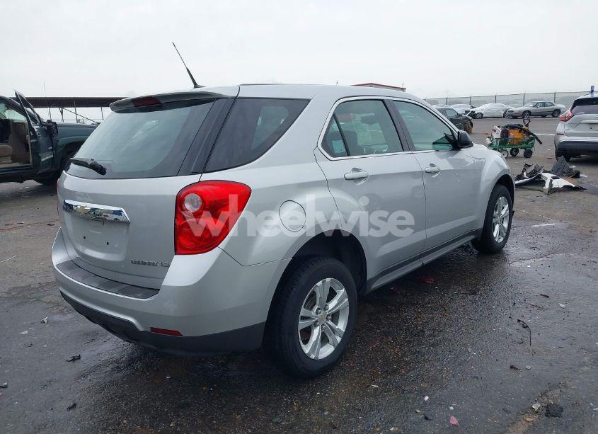 Photo 4 of 2010 Chevrolet Equinox LS (VIN 2CNALBEWXA6238804)