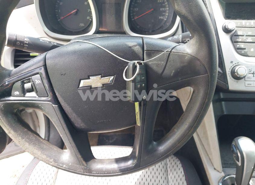 Photo 11 of 2010 Chevrolet Equinox LS (VIN 2CNALBEWXA6368937)