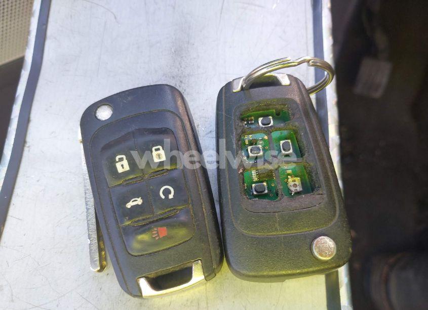 Photo 11 of 2011 Chevrolet Equinox 1LT (VIN 2CNALDEC1B6205015)