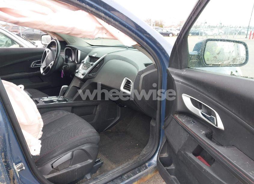 Photo 5 of 2011 Chevrolet Equinox 1LT (VIN 2CNALDEC1B6405456)