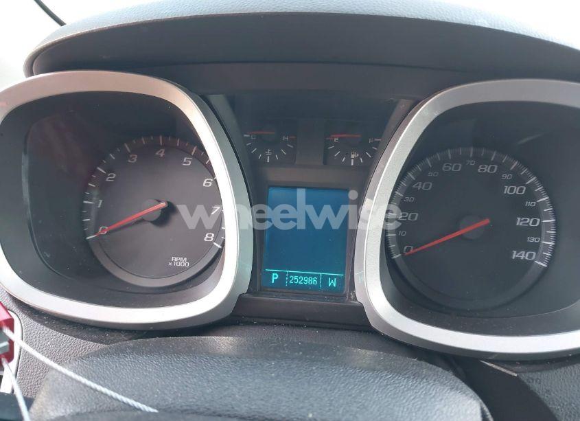 Photo 7 of 2011 Chevrolet Equinox 1LT (VIN 2CNALDEC1B6474406)