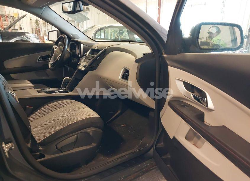 Photo 5 of 2011 Chevrolet Equinox 1LT (VIN 2CNALDEC2B6214709)